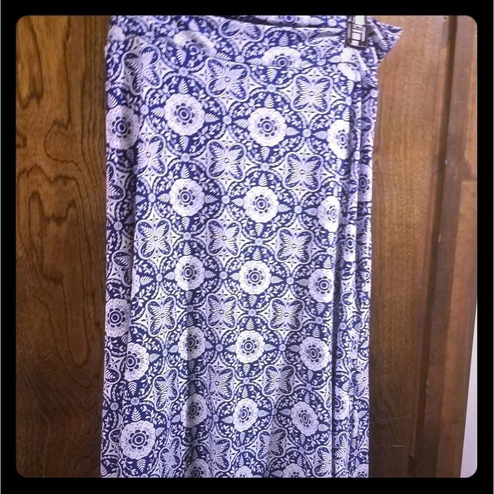LuLaRoe azure skirt 3 xl